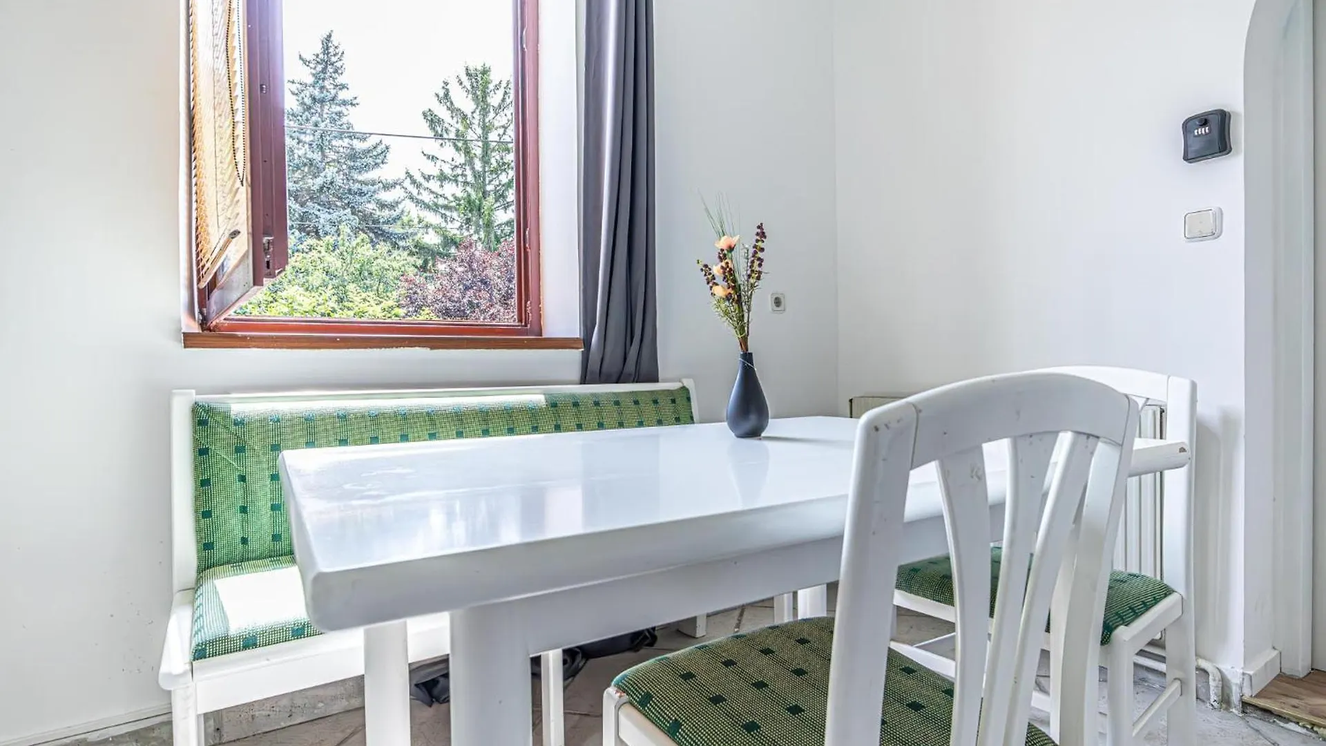 Comfy Rooms In Shared Villa With Terrace And Garden 비엔나 0*,