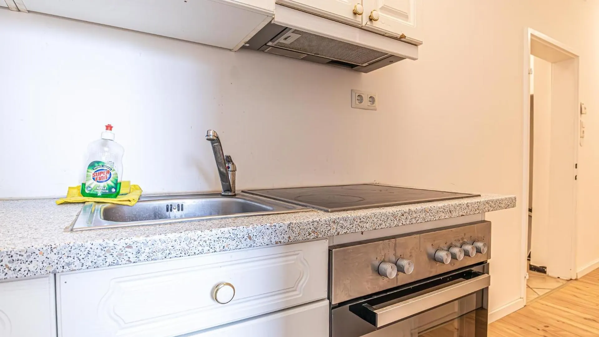 호스텔 Comfy Rooms In Shared Villa With Terrace And Garden 비엔나 오스트리아