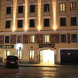 900 M Zur Oper Отель