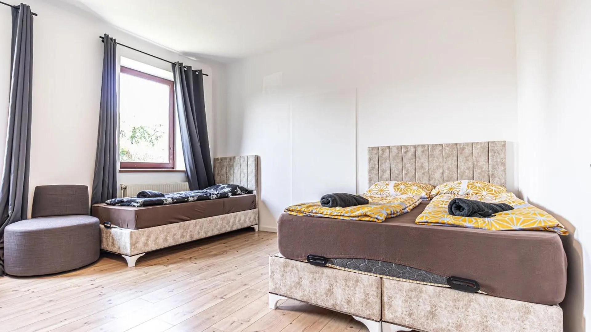 Hostel Comfy Rooms In Shared Villa With Terrace And Garden Vídeň