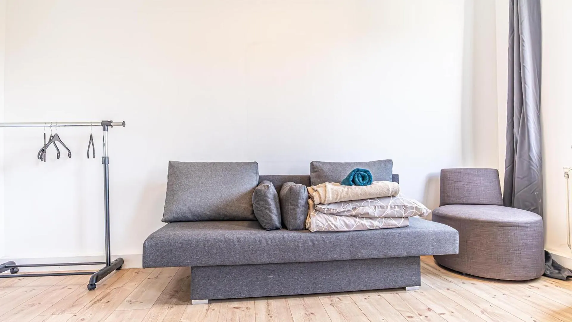 Comfy Rooms In Shared Villa With Terrace And Garden Vídeň Hostel