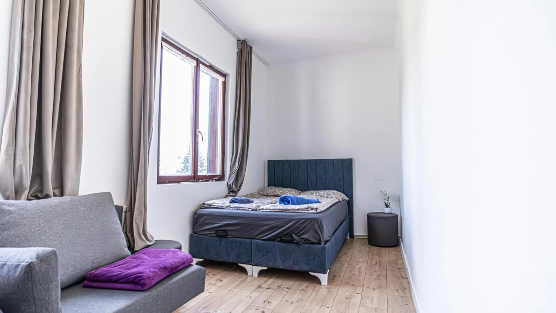 Hostel Comfy Rooms In Shared Villa With Terrace And Garden Vídeň